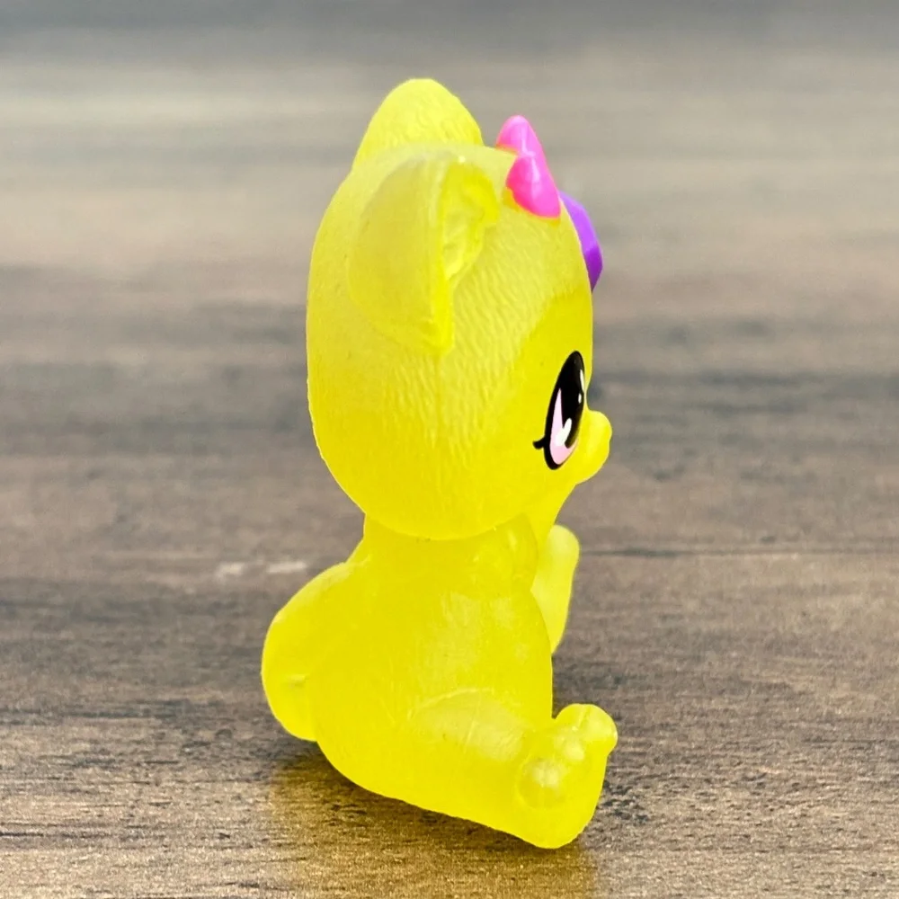 Magic Mixies Mixlings Series 1 PRIYA Yellow Cat Toy Figure Replacement Topper